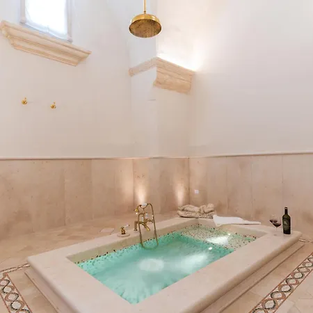 Palazzo Matteo Guest house *